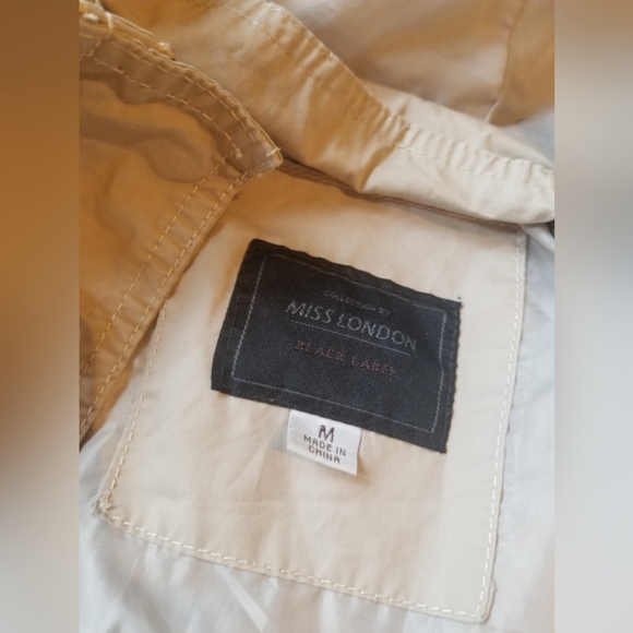 GIFT 🎁 Miss London beige rain jacket - Picture 3 of 3